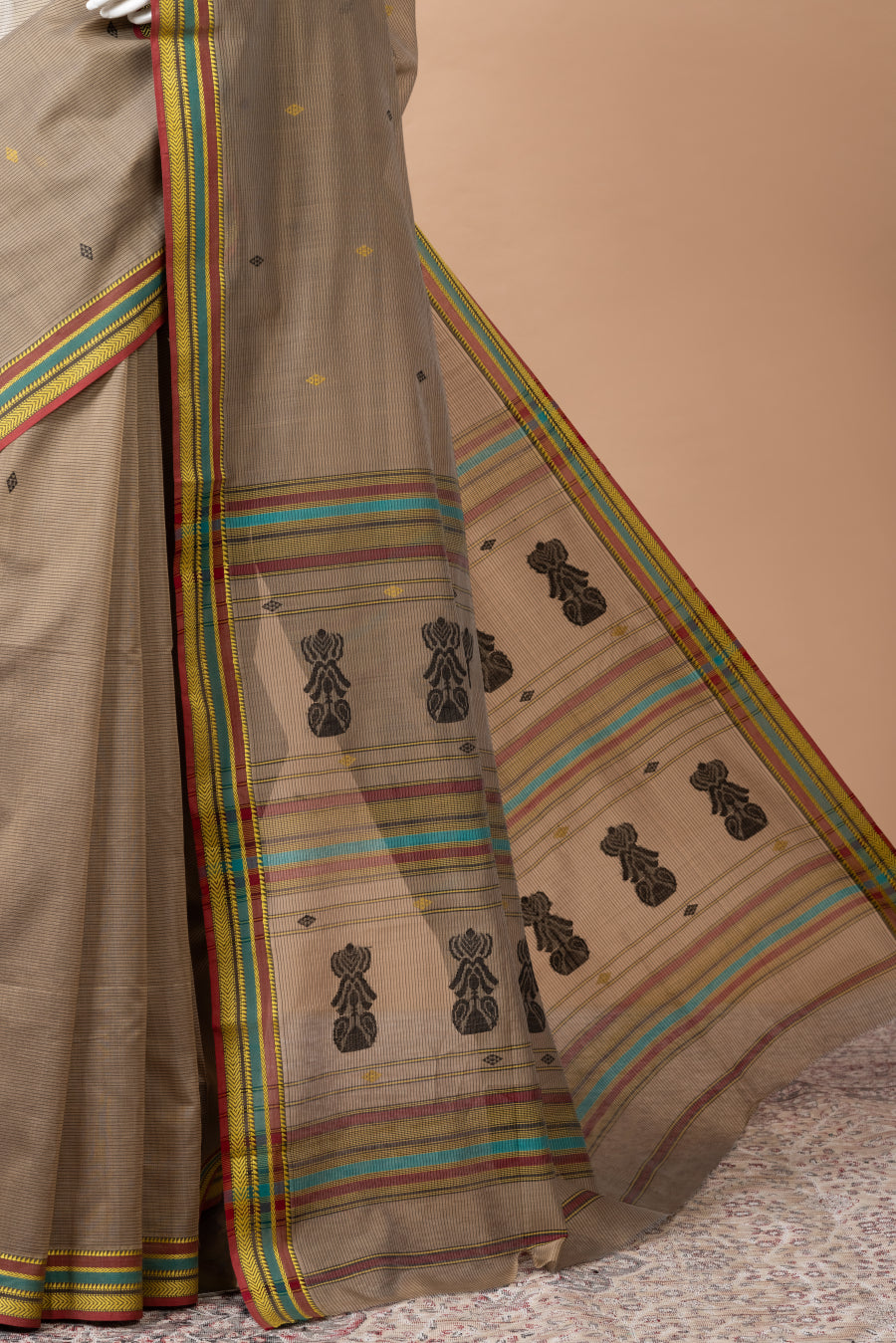 Neelkamal Maheswari with gold border
